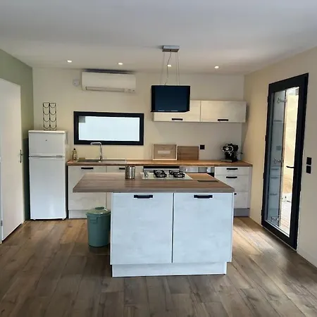 Maison En Bois A *